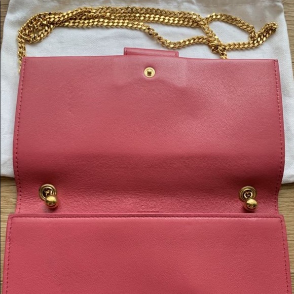 Authentic Chloé on Chain Wallet - Picture 2 of 8